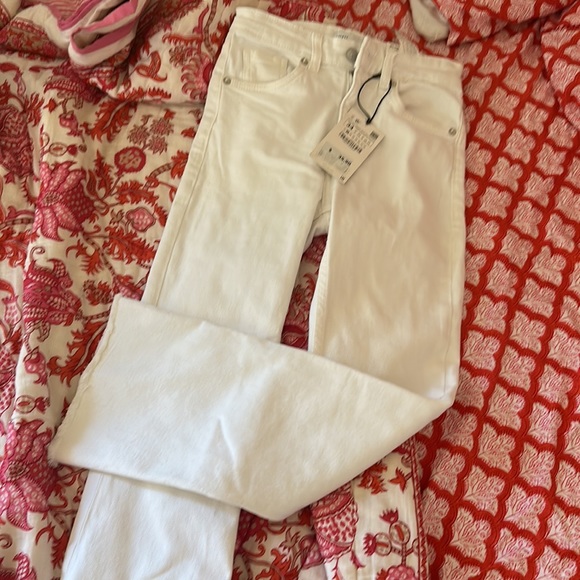 BNWT Zara TRF MID-RISE FLARE CROPPED JEANS - Picture 4 of 8
